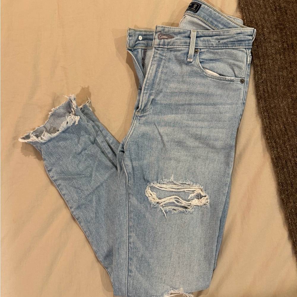 Abercrombie Simone high rise ankle ripped jeans